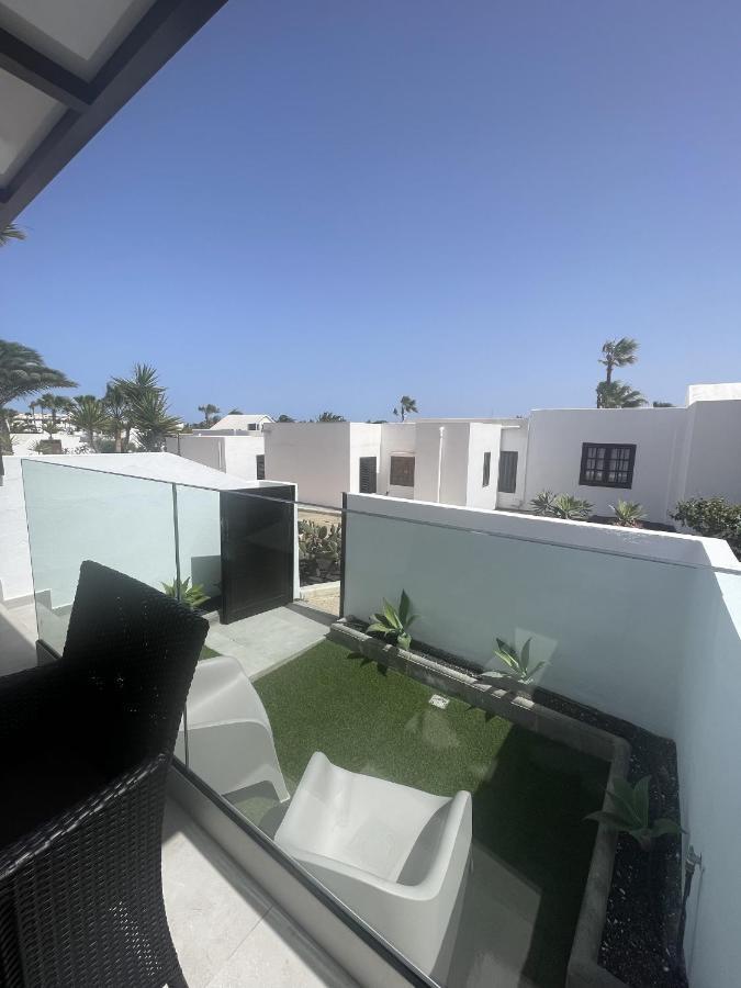 Casahost Bastian Beach Costa Teguise Extérieur photo
